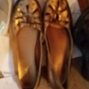 flats gold sz 10